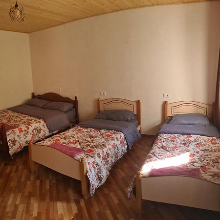 Guest House Emanueli Tropoje Екстериор снимка